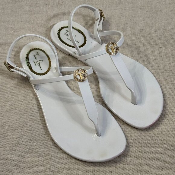 Tara Grinna Shoes - Tara Grinna White Thong Sandals Women’s 9 Italy Gold Logo Jelly Flat Beach